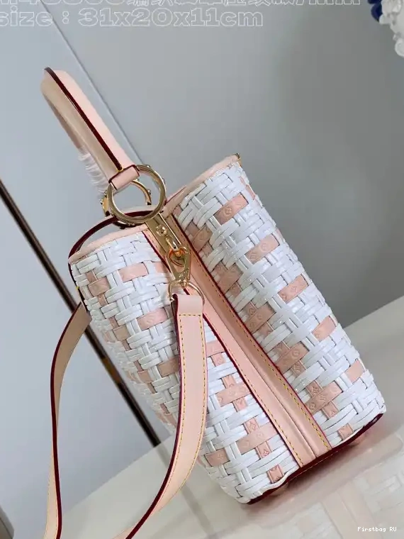 First bag ru VUITTON LOUIS CAPUCINES BB-31.5*20*11CM 0706